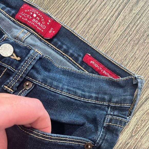 Lucky Brand Brooklyn Skinny Jeans Low Rise Denim Stretch Dark Wash Blue Sz 4/27 - Picture 5 of 12
